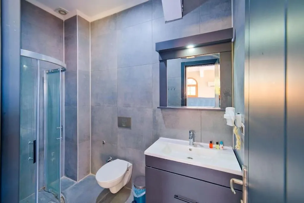 Apartmán Jakuzili Ve Yuzme Havuzlu Fethiye